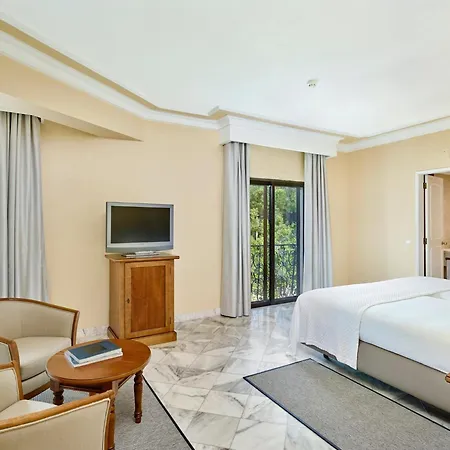 Ria Park Garden 4* 알만실