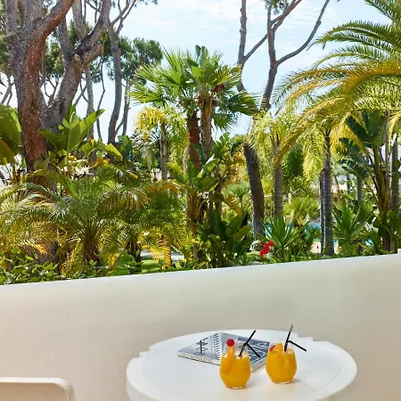 מלון Ria Park Garden