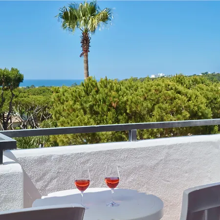 מלון Ria Park Garden אלמנסיל