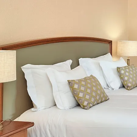 מלון Ria Park Garden 4*