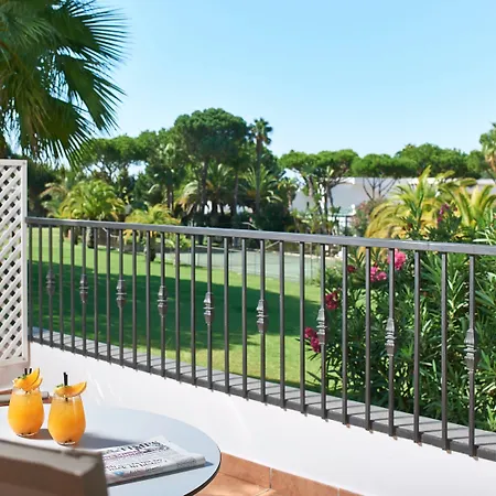 מלון Ria Park Garden 4*