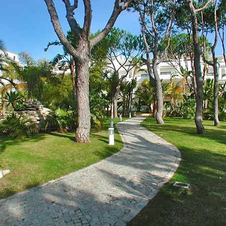 Ria Park Garden Hotel