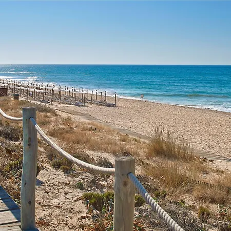 מלון Ria Park Garden