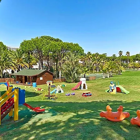 호텔 Ria Park Garden 4*