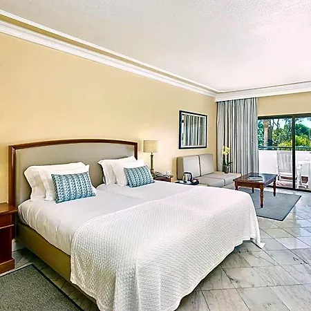 Ria Park Garden Hotel 4*